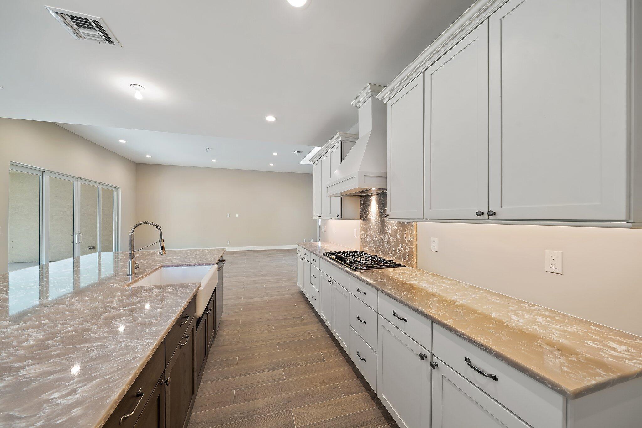 10100 175th Road North Jupiter, FL 33478 - Photo 10 of 40 024-10100175thRdN-Jupiter-FL-SMALL