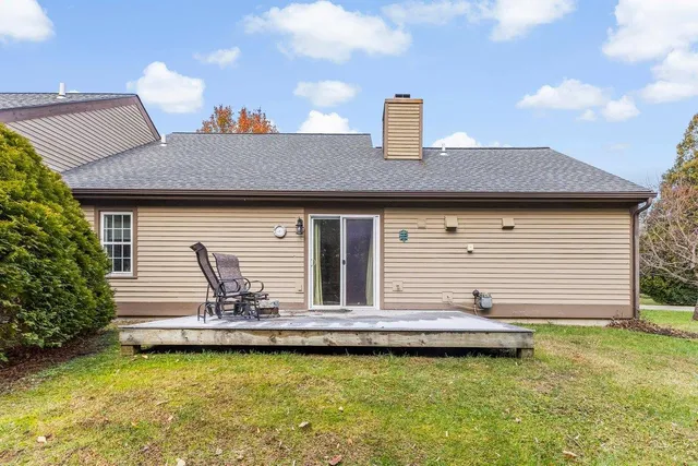 $295,000 | 58 Granite Circle, Unit 1, Manchester, VT 05255