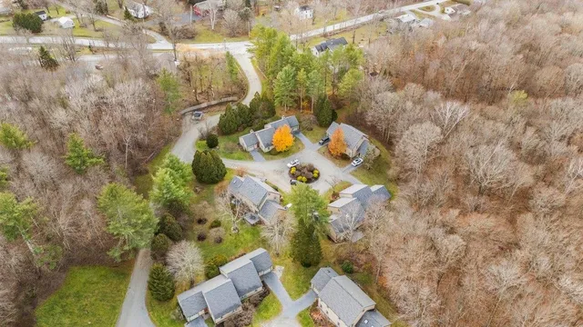 $295,000 | 58 Granite Circle, Unit 1, Manchester, VT 05255