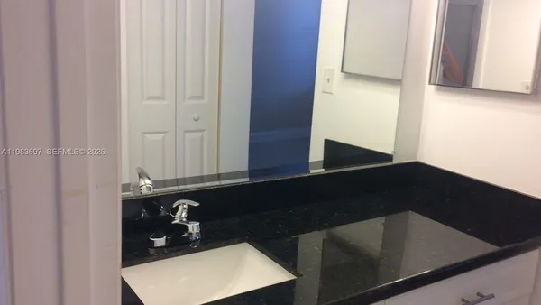 $2,250 | 9520 Seagrape Drive, Unit 303, Davie, FL 33324