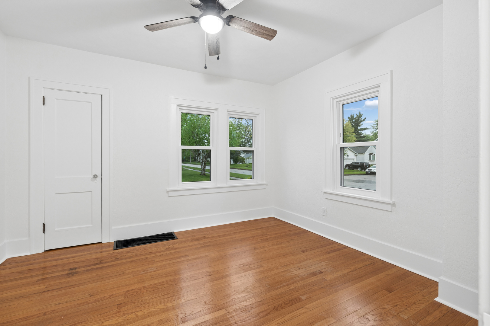 2905 13th Avenue Moline, IL 61265 - Photo 11 of 21
