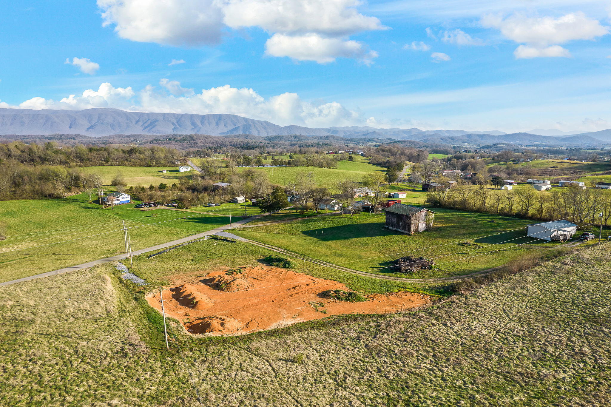 880 Sunnyside Road Greeneville, TN 37743 - Photo 10 of 16 4-web-or-mls-Sunnyside Rd 7