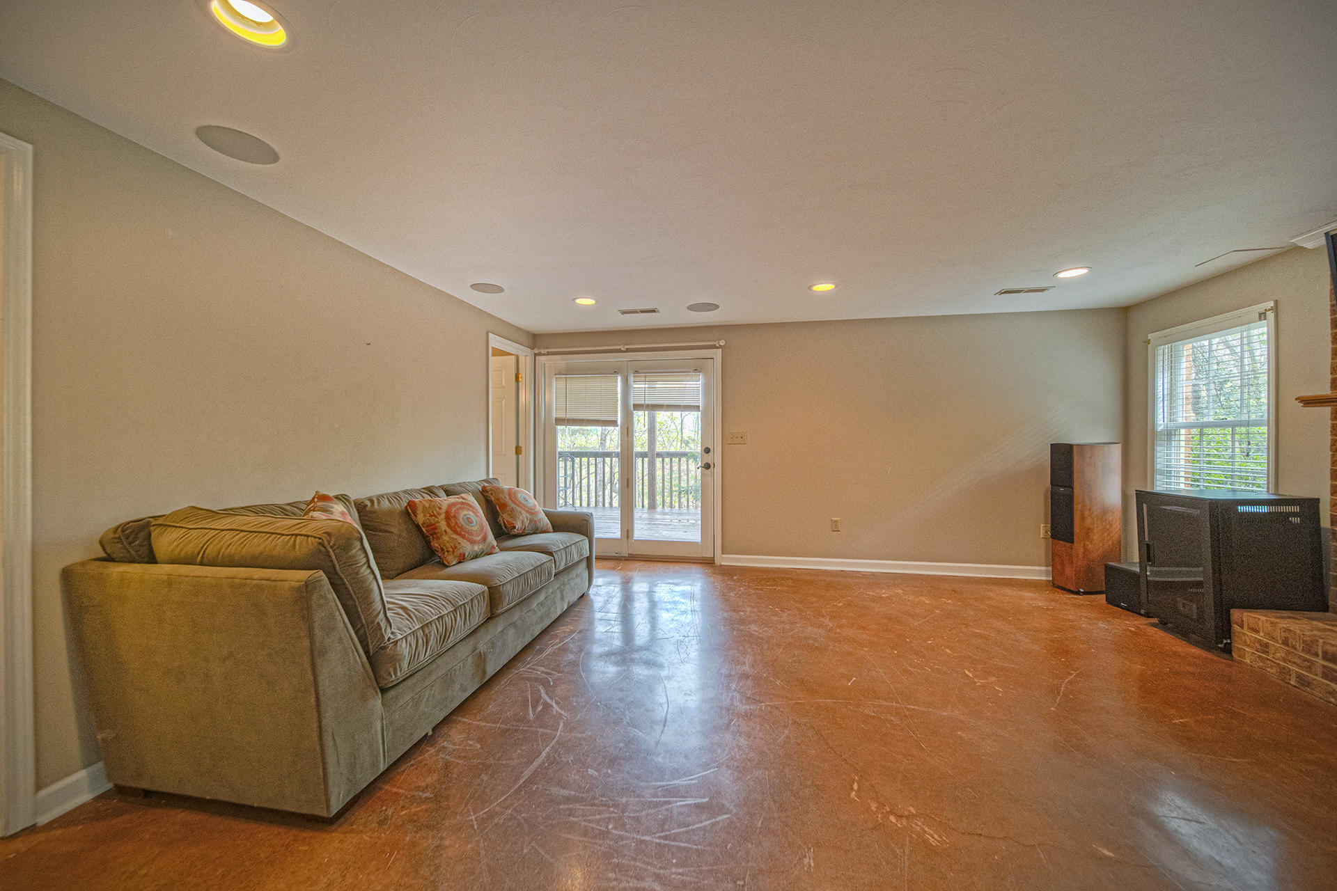 5328 Silver Fox Road Roanoke, VA 24018 - Photo 46 of 58 43