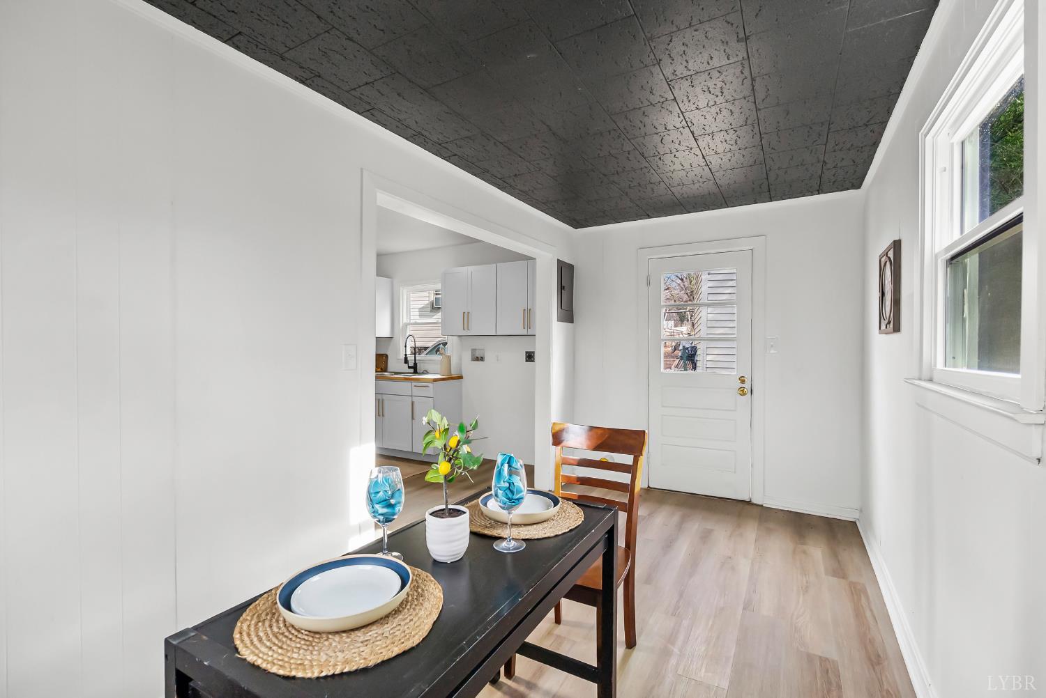 223 Rocklawn Avenue Danville, VA 24540 - Photo 12 of 29