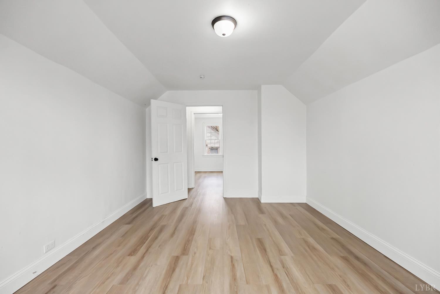 223 Rocklawn Avenue Danville, VA 24540 - Photo 21 of 29