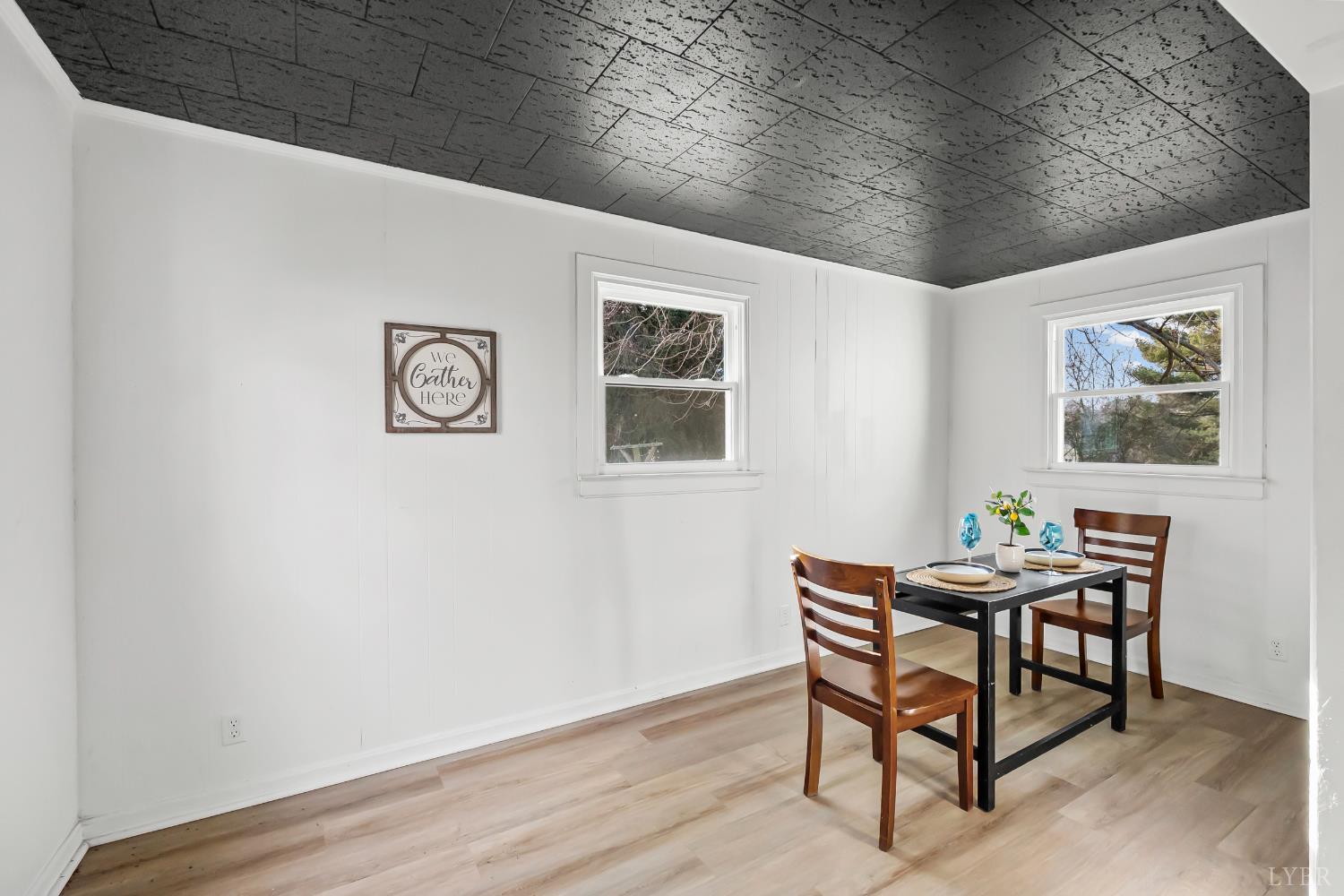 223 Rocklawn Avenue Danville, VA 24540 - Photo 9 of 29