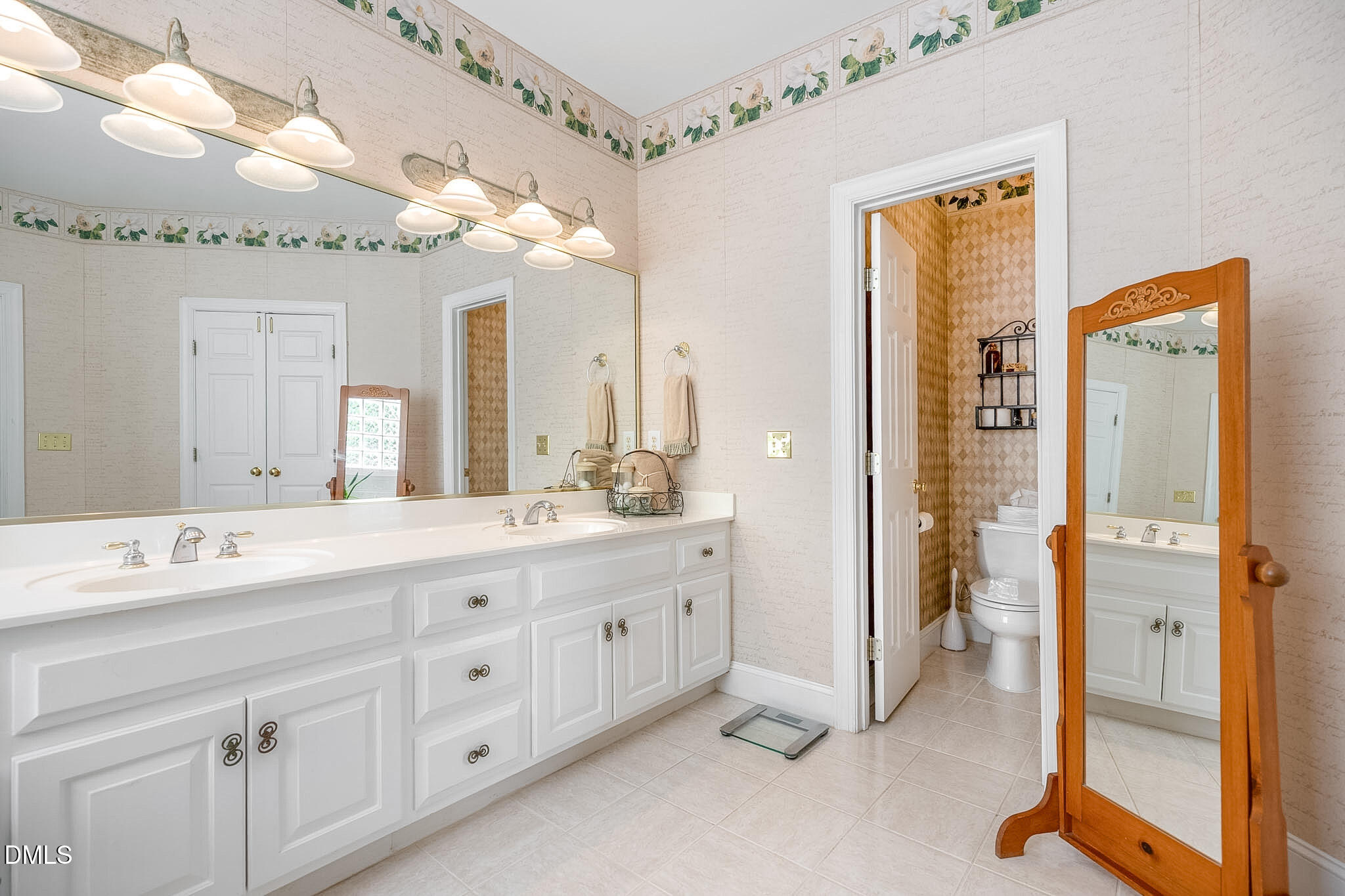 3728 Country Club Road Zebulon, NC 27597 - Photo 16 of 29 primary bathroom