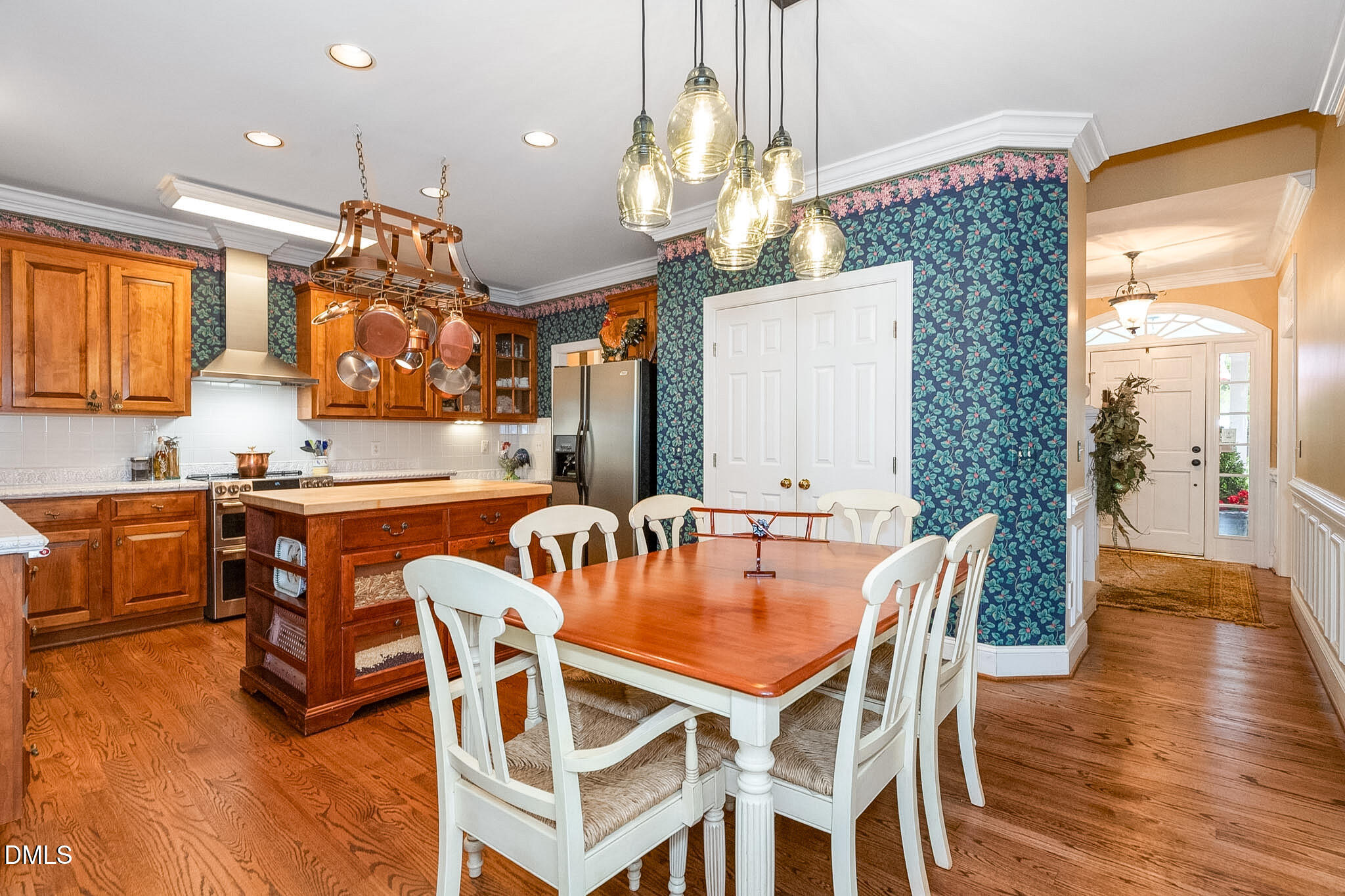3728 Country Club Road Zebulon, NC 27597 - Photo 10 of 29 dining area/kitchen