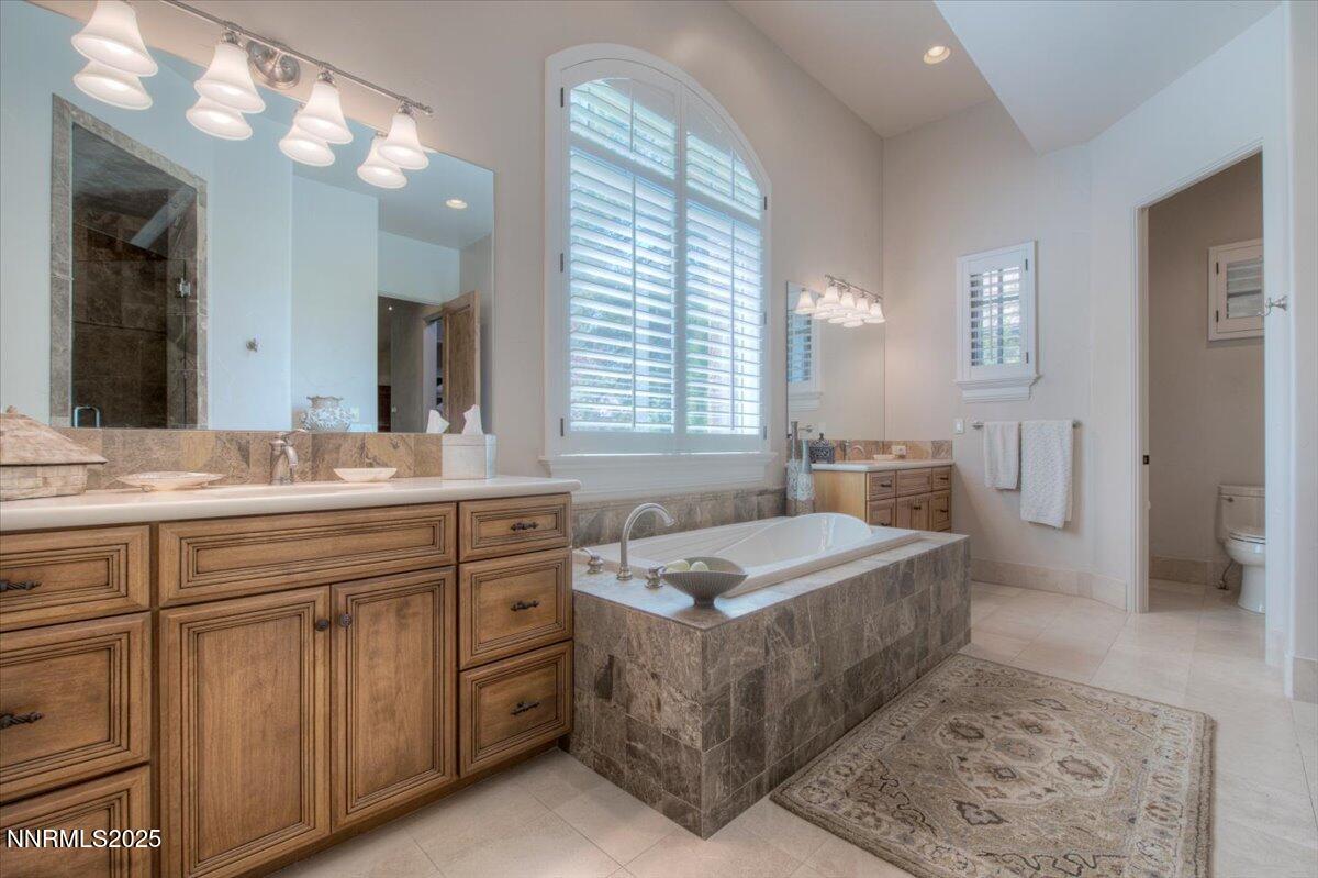 6553 Champetre Court Reno, NV 89511 - Photo 38 of 50 40-MasterBath1