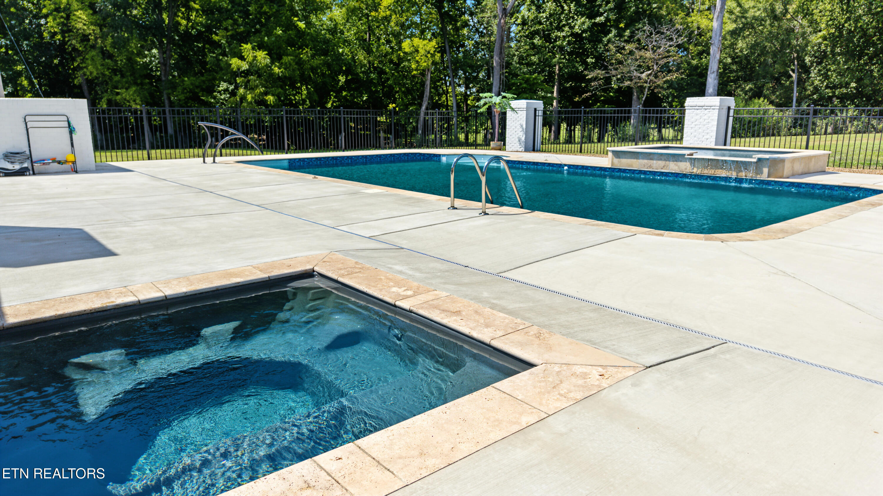 819 Edna Garland Road Maryville, TN 37801 - Photo 35 of 45 Spa