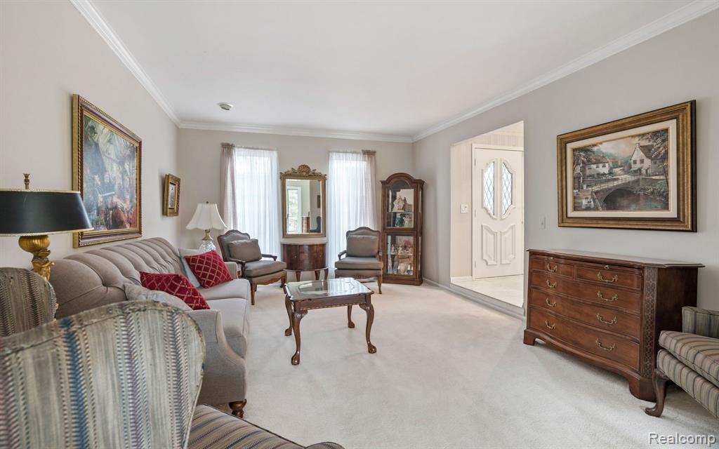 357 Powderhorn Ridge Court Rochester Hills, MI 48309 - Photo 7 of 42