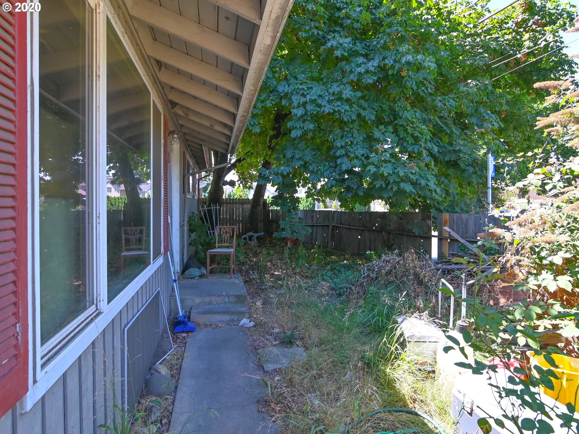 1215 River Road Eugene, OR 97404 - Photo 11 of 32 Gallery Image 11