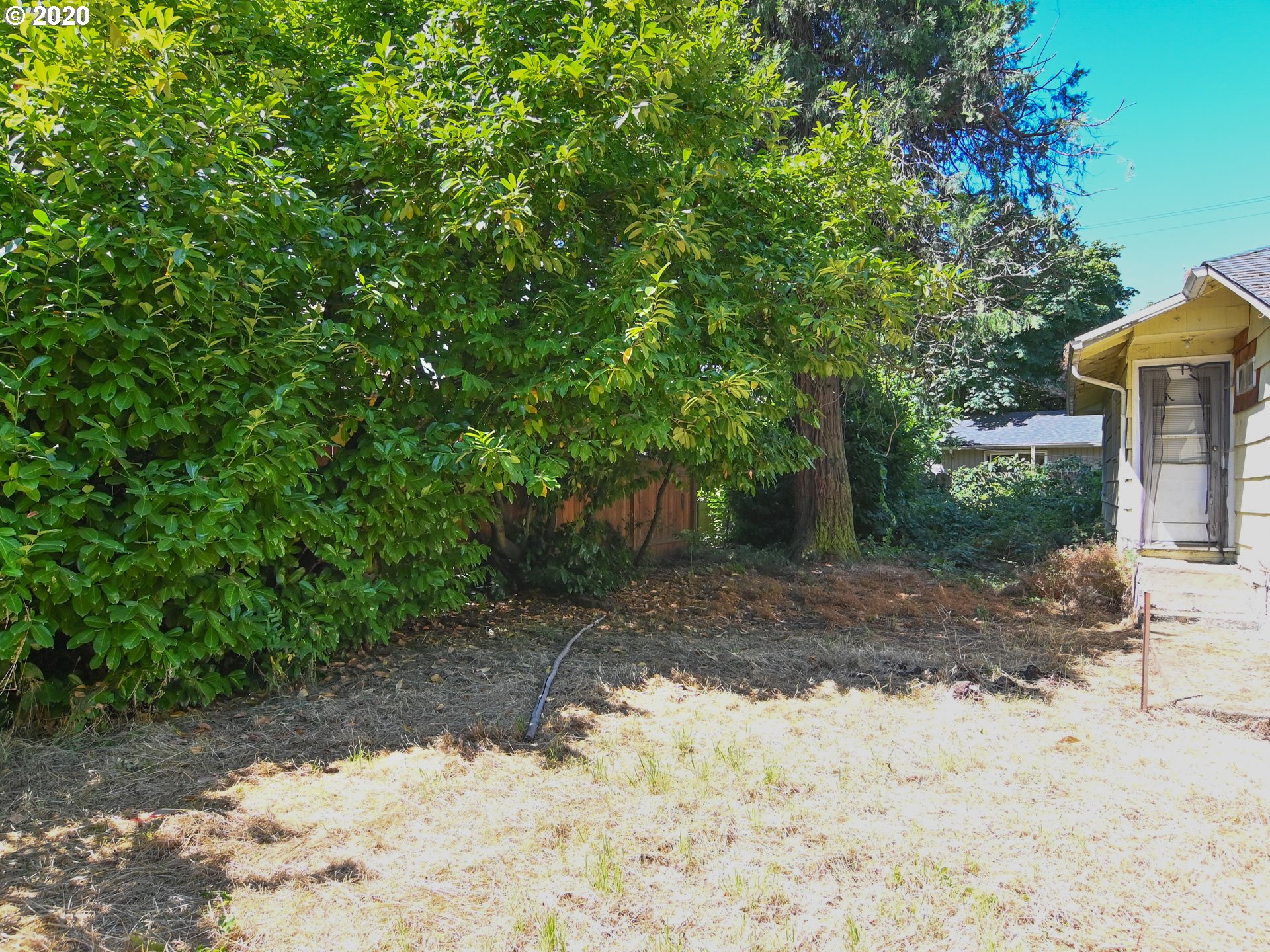 1215 River Road Eugene, OR 97404 - Photo 16 of 32 Gallery Image 16