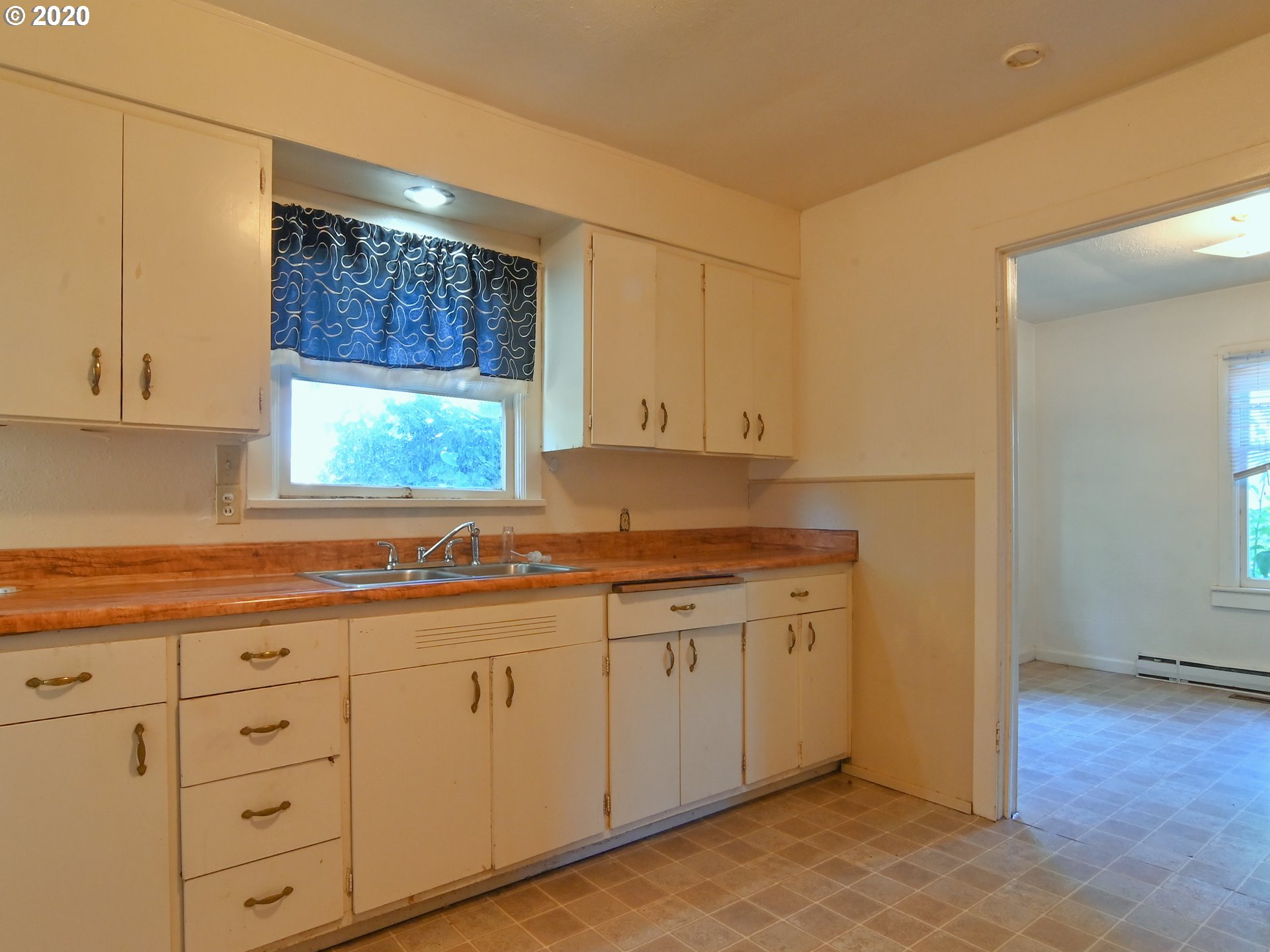 1215 River Road Eugene, OR 97404 - Photo 25 of 32 Gallery Image 25