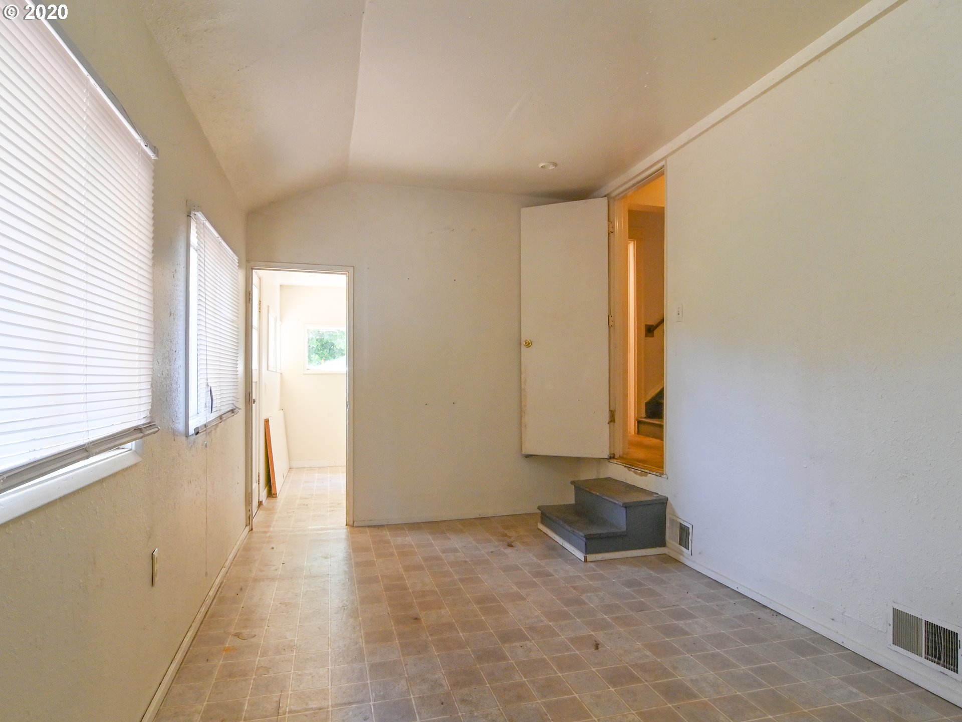 1215 River Road Eugene, OR 97404 - Photo 28 of 32 Gallery Image 28