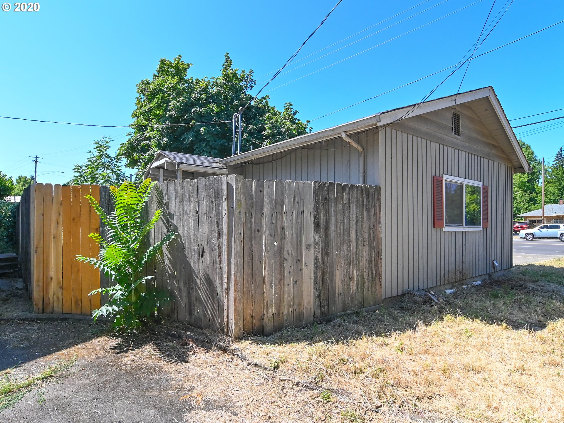 1215 River Road Eugene, OR 97404 - Photo 9 of 32 Gallery Image 9