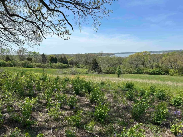 $300,000 | Lot 1 Highway 92, Ozawkie, KS 66070