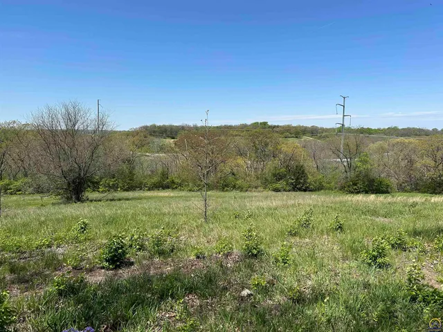 $300,000 | Lot 1 Highway 92, Ozawkie, KS 66070