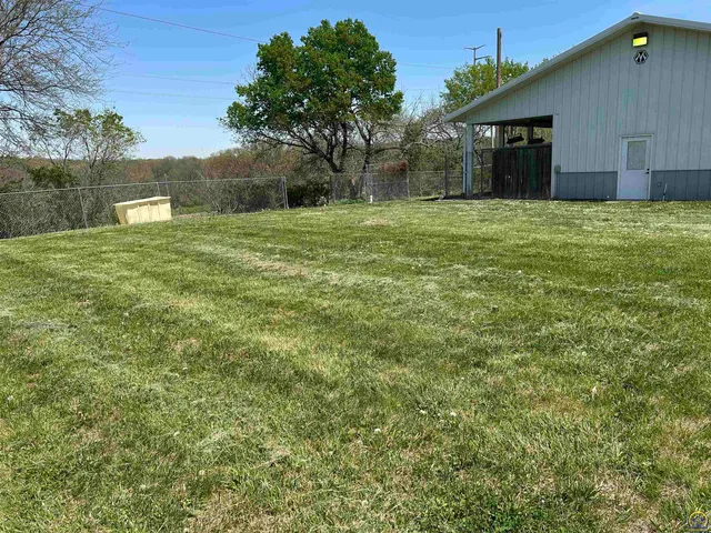 $300,000 | Lot 1 Highway 92, Ozawkie, KS 66070