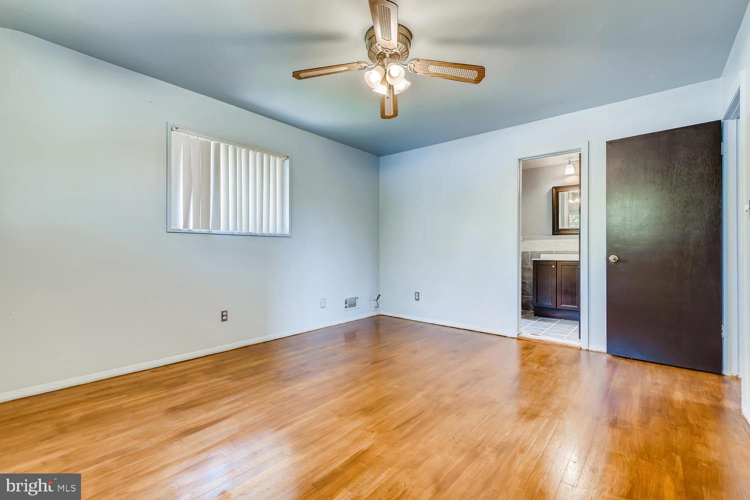 3237 Southgreen Road Baltimore, MD 21244 - Photo 11 of 27
