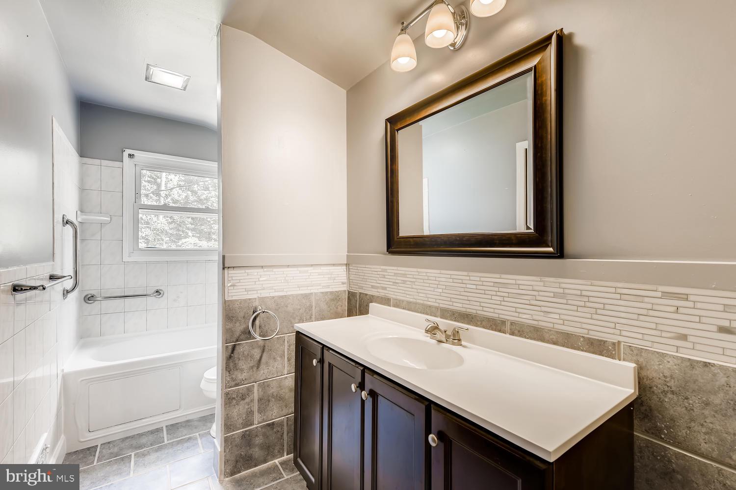 3237 Southgreen Road Baltimore, MD 21244 - Photo 12 of 27