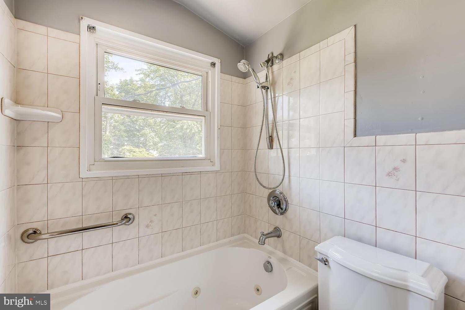 3237 Southgreen Road Baltimore, MD 21244 - Photo 13 of 27