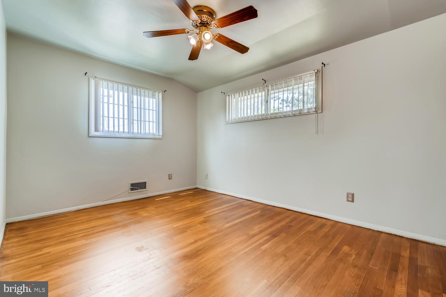 3237 Southgreen Road Baltimore, MD 21244 - Photo 15 of 27