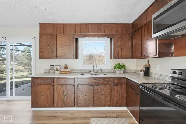 $225,000 | 1880 East Deb Drive, North Vernon, IN 47265