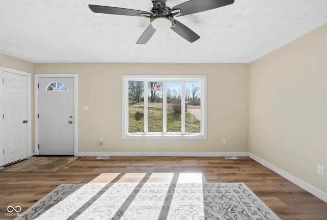 $225,000 | 1880 East Deb Drive, North Vernon, IN 47265