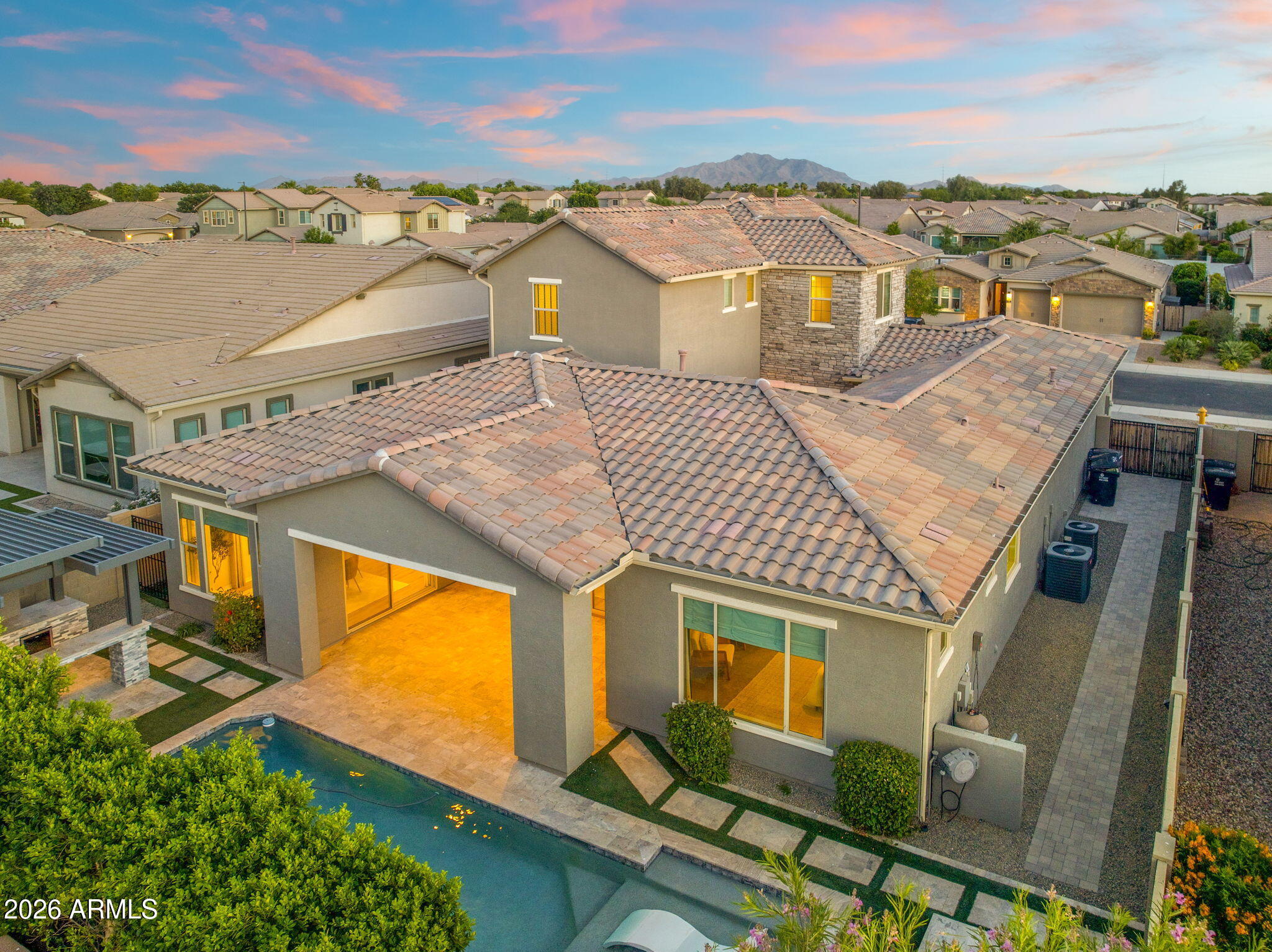 1130 East Kensington Road Gilbert, AZ 85297 - Photo 92 of 115 86-web-or-mls-Photo May 05 2026, 10 05 4