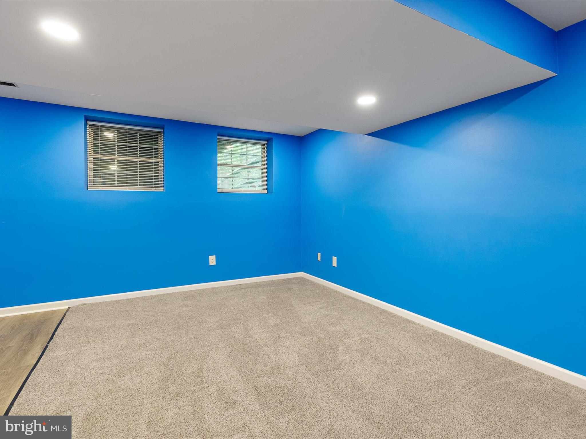 34 Dovetree Drive Newark, DE 19713 - Photo 6 of 29 a view of an empty room