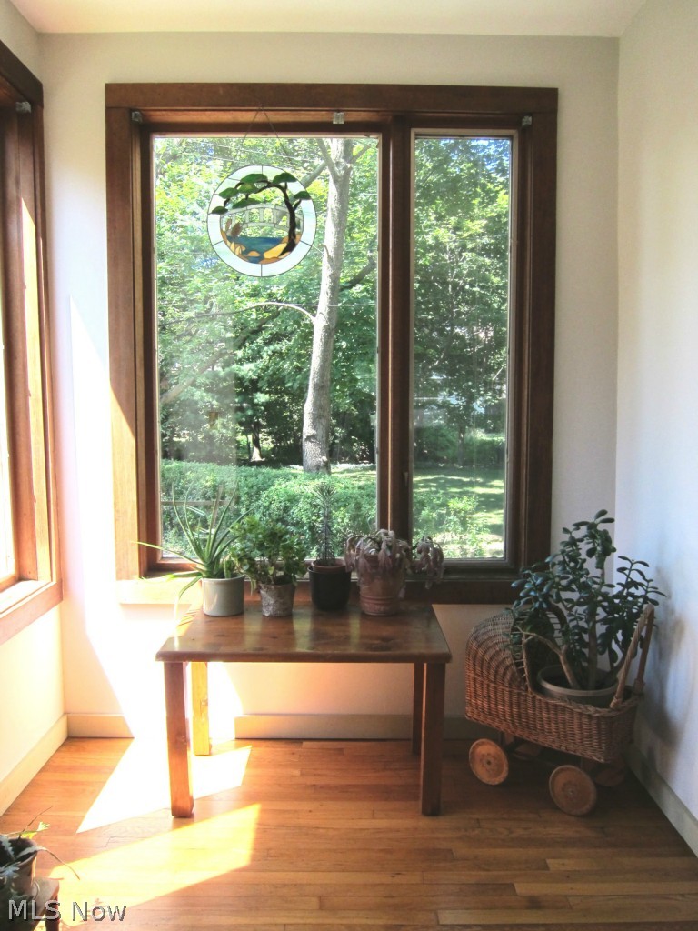 1808 Radnor Road Cleveland, OH 44118 - Photo 8 of 24 First floor Sunroom