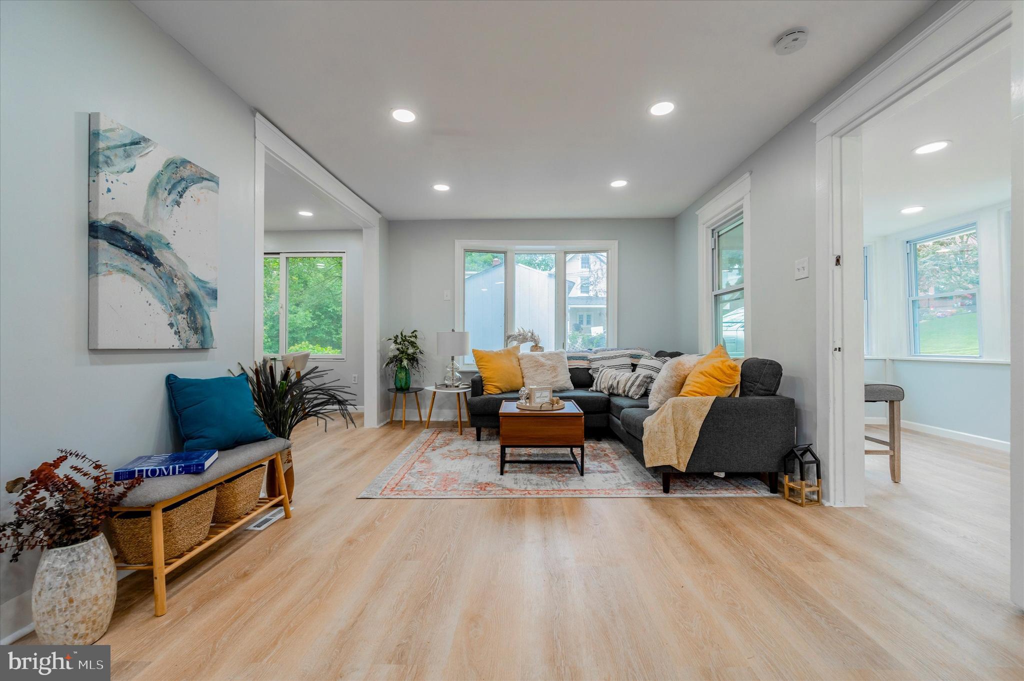 142 Haverford Road Folsom, PA 19033 - Photo 3 of 25 Gallery Image 3