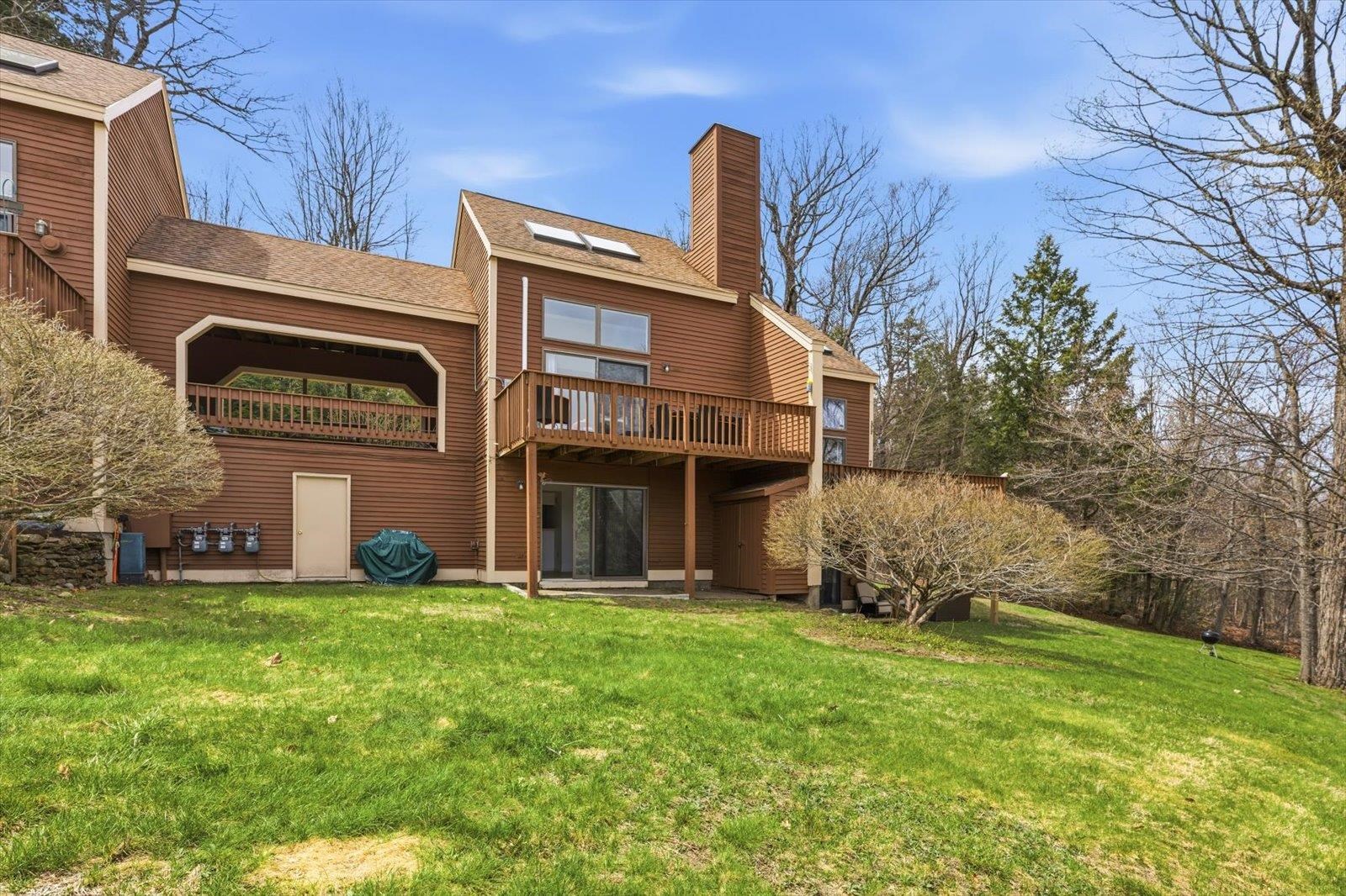 10 Onset Road, Unit 8B Bennington, NH 03442 - Photo 2 of 22