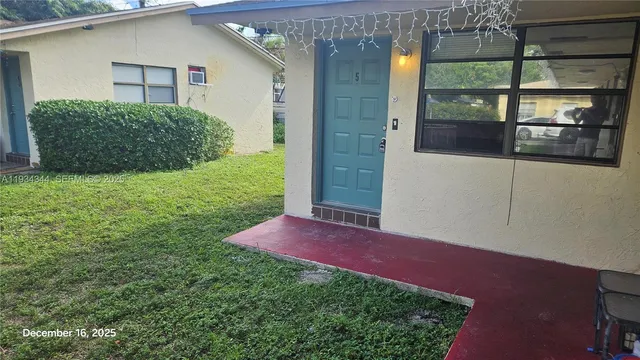 $1,300 | 2508 Johnson Street, Unit 5, Hollywood, FL 33020