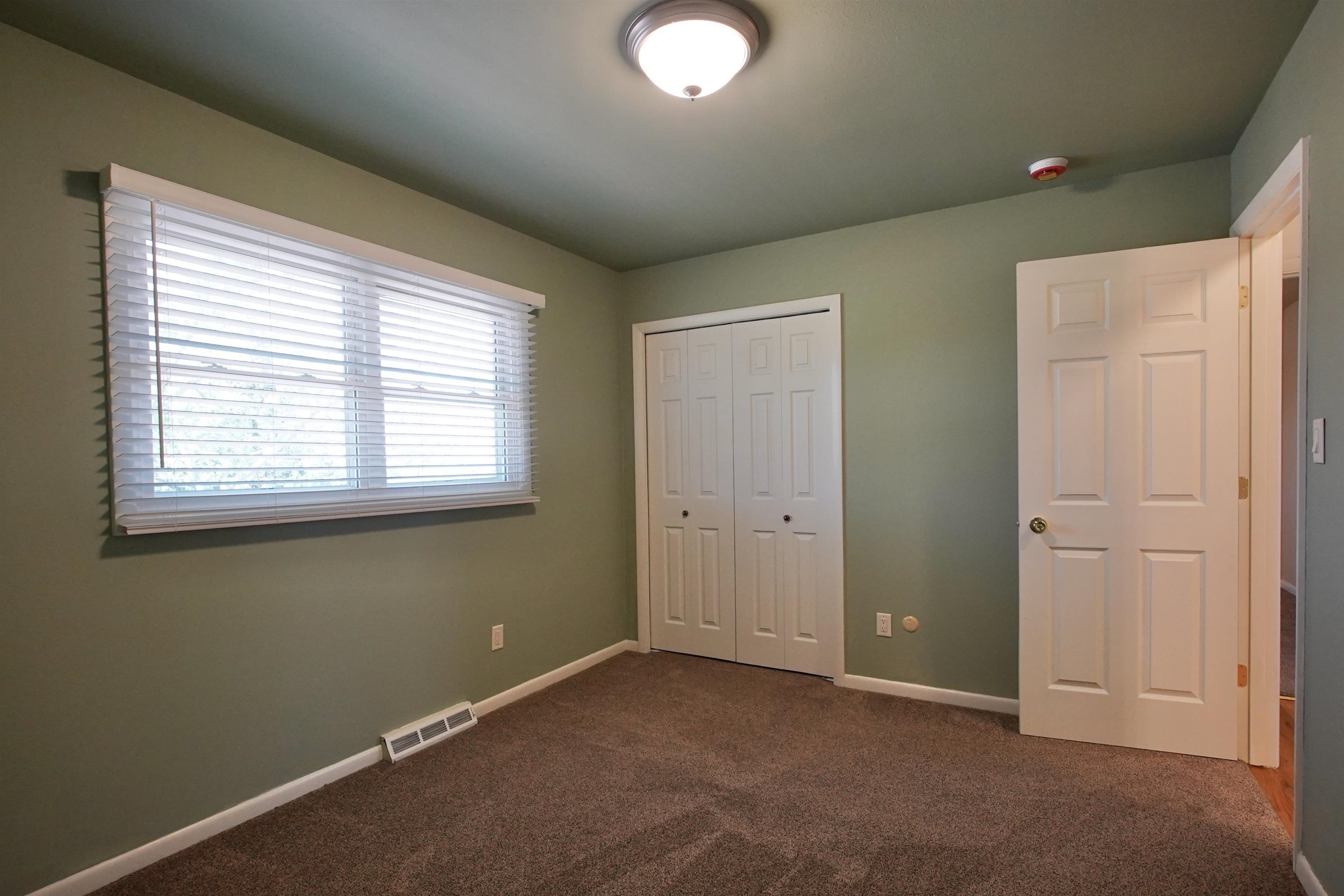 1460 Manor Drive Casper, WY 82609 - Photo 16 of 48