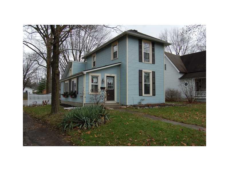 327 South Pendleton Avenue Pendleton, IN 46064 - Photo 1 of 16