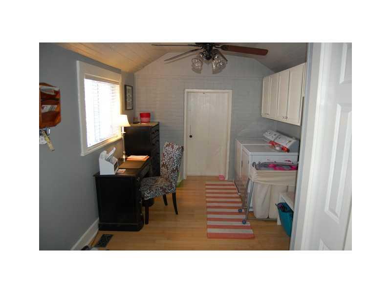 327 South Pendleton Avenue Pendleton, IN 46064 - Photo 9 of 16