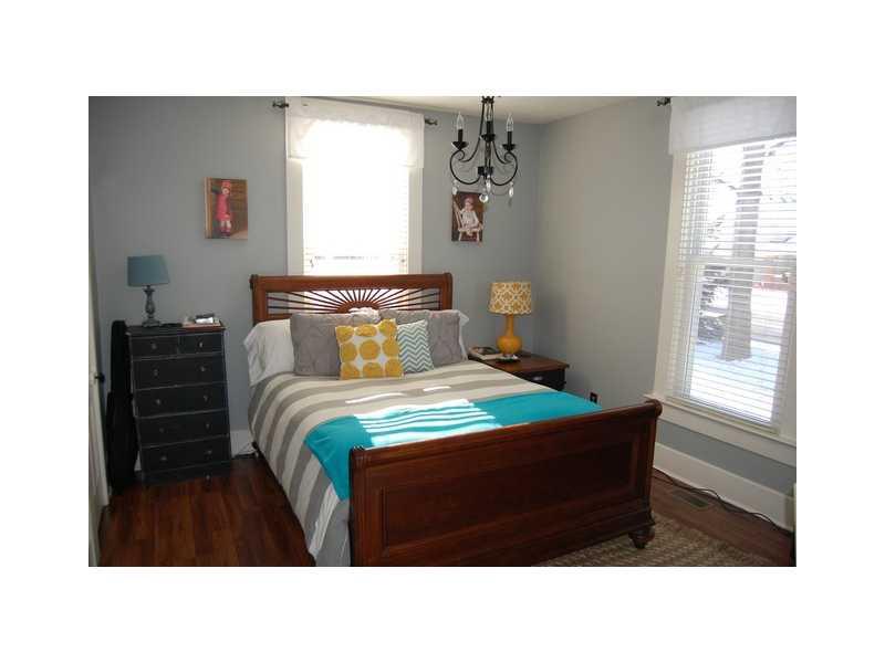 327 South Pendleton Avenue Pendleton, IN 46064 - Photo 10 of 16