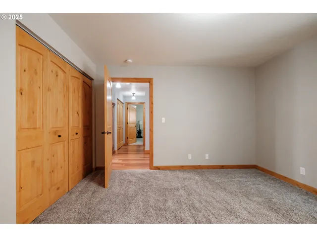 $698,000 | 29109 Brownsville Road, Brownsville, OR 97327