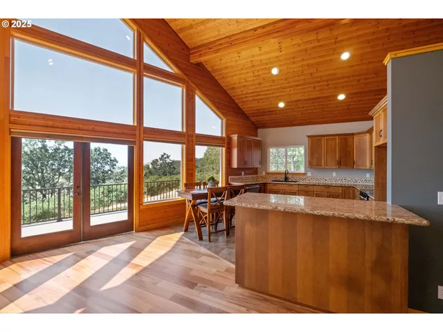 $698,000 | 29109 Brownsville Road, Brownsville, OR 97327