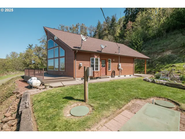 $698,000 | 29109 Brownsville Road, Brownsville, OR 97327