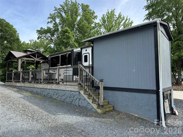 $149,000 | 133 Marina Drive, New London, NC 28127