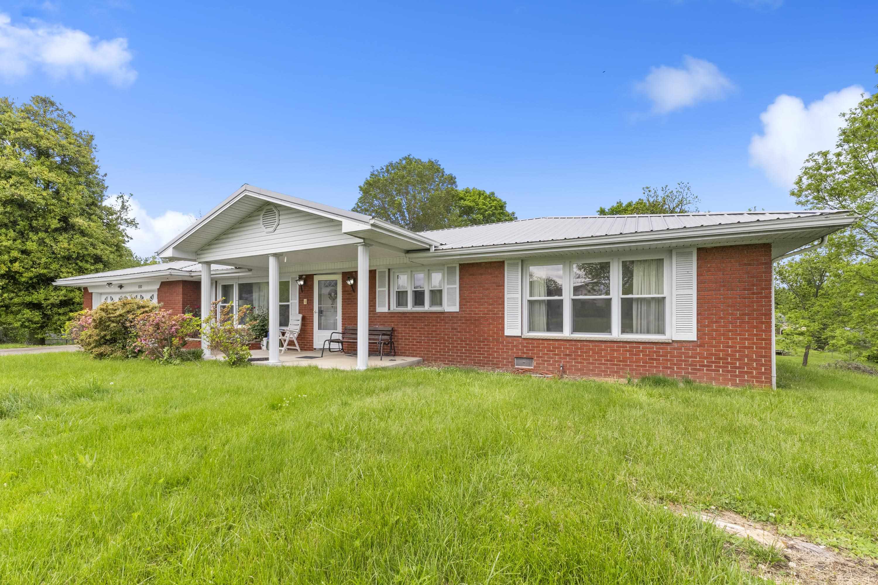 550 Old Buckley Road Ashland, KY 41102 - Photo 2 of 33 Gallery Image 2