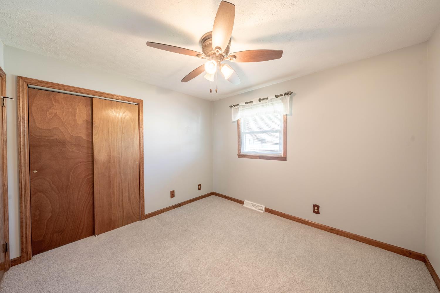 1506 Ritzmann Drive Lawrenceburg, IN 47025 - Photo 13 of 56