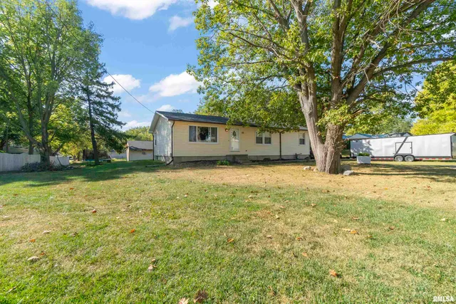 $188,000 | 1111 Kern Road, Washington, IL 61571