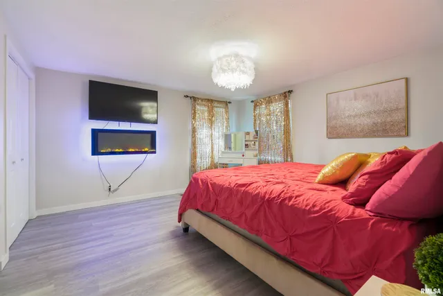 $188,000 | 1111 Kern Road, Washington, IL 61571