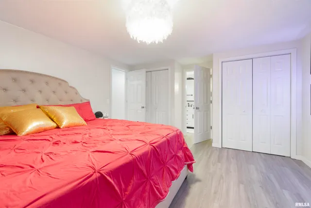 $188,000 | 1111 Kern Road, Washington, IL 61571