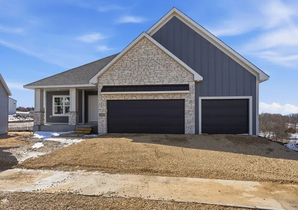 $589,900 | 9515 Andrew Avenue, Elko New Market, MN 55020