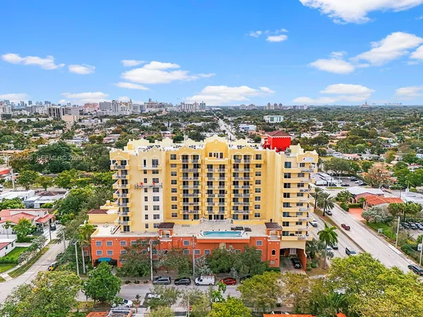 $2,600 | 215 Southwest 42nd Avenue, Unit 801, Miami, FL 33134